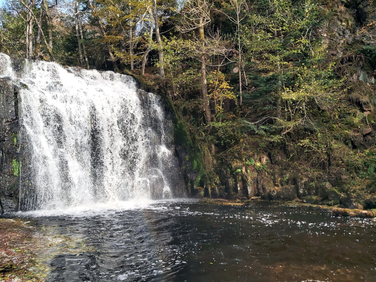 L. Bello Cascade du bois de Chaux - Villeneuve d'Entraigues