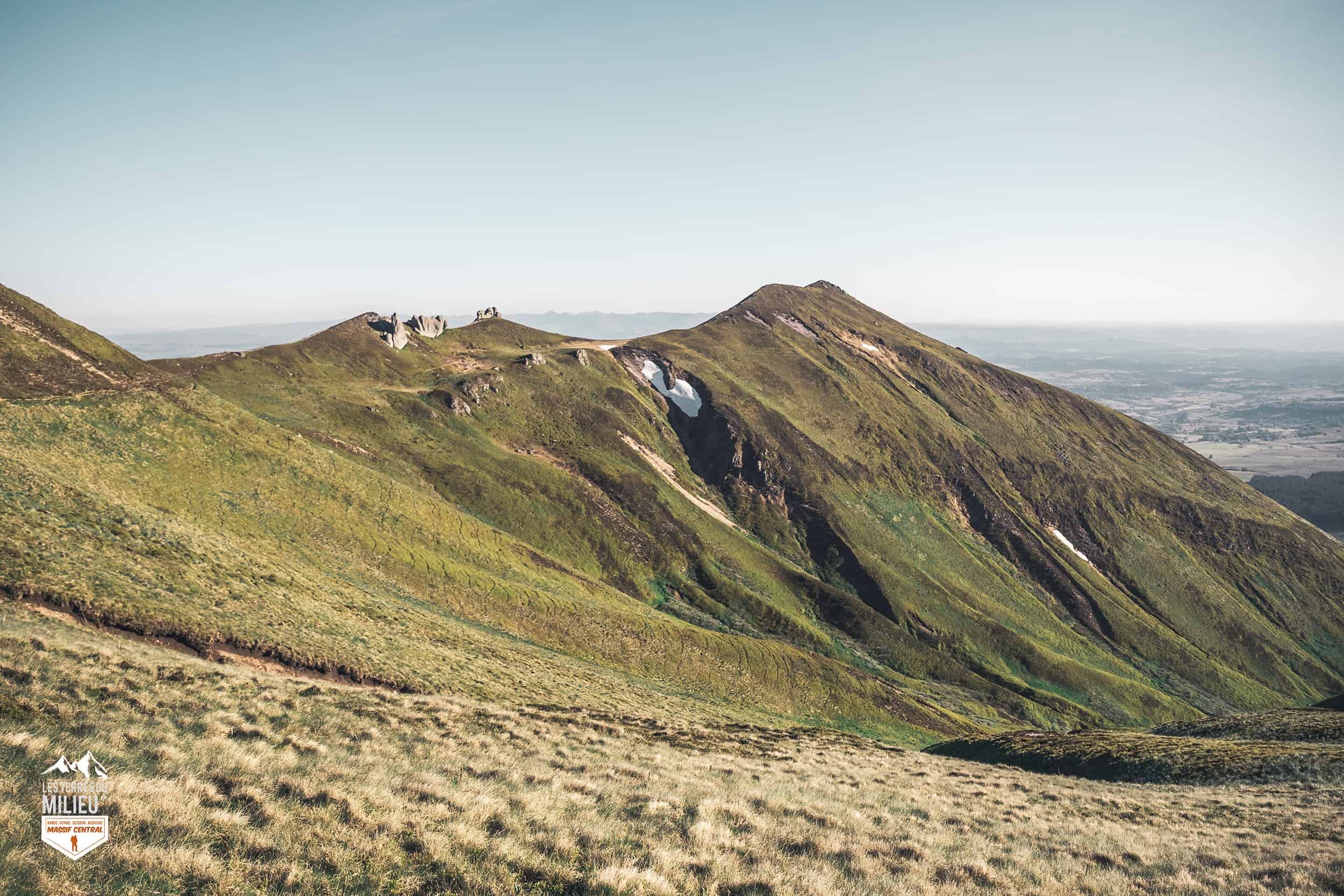 Le Puy gros (côté Chastreix-Sancy) au-dessus de la fontaine salée