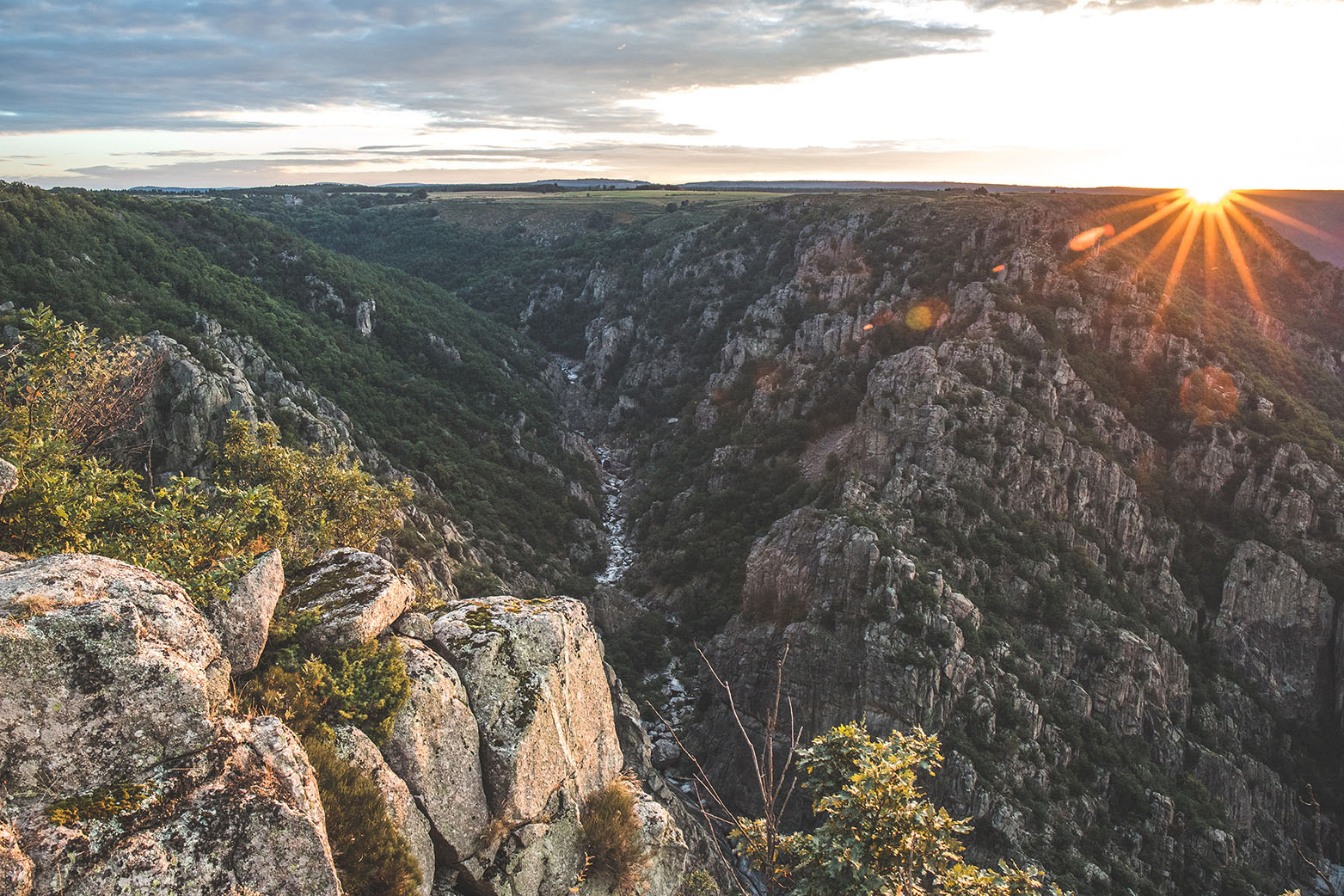 Coucher de soleil sur le Chassezac