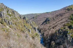 Au coeur des gorges du Bès