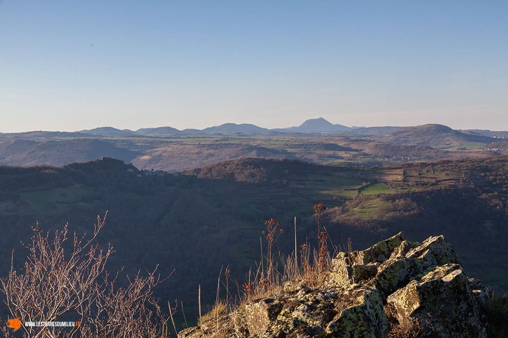 Panorama depuis le mont Carmel en Auvergne
