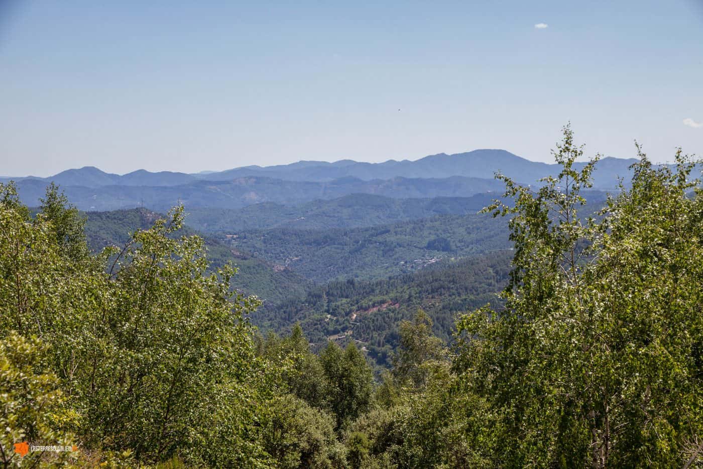 Panorama sur le mont Aigoual depuis les Cévennes