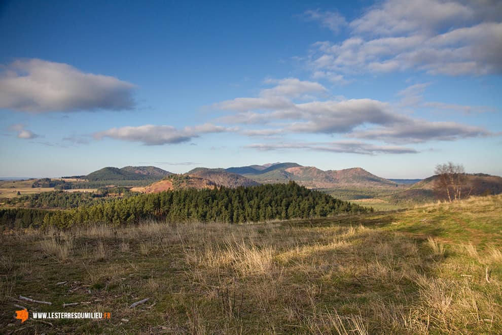 Panorama depuis le sommet du puy de Combegrasse