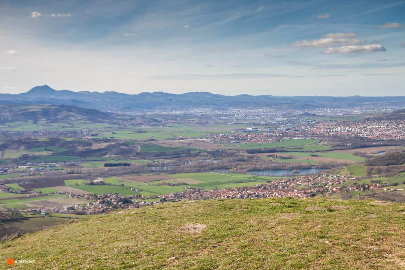 Panorama depuis le puy Saint-Romain en Auvergne