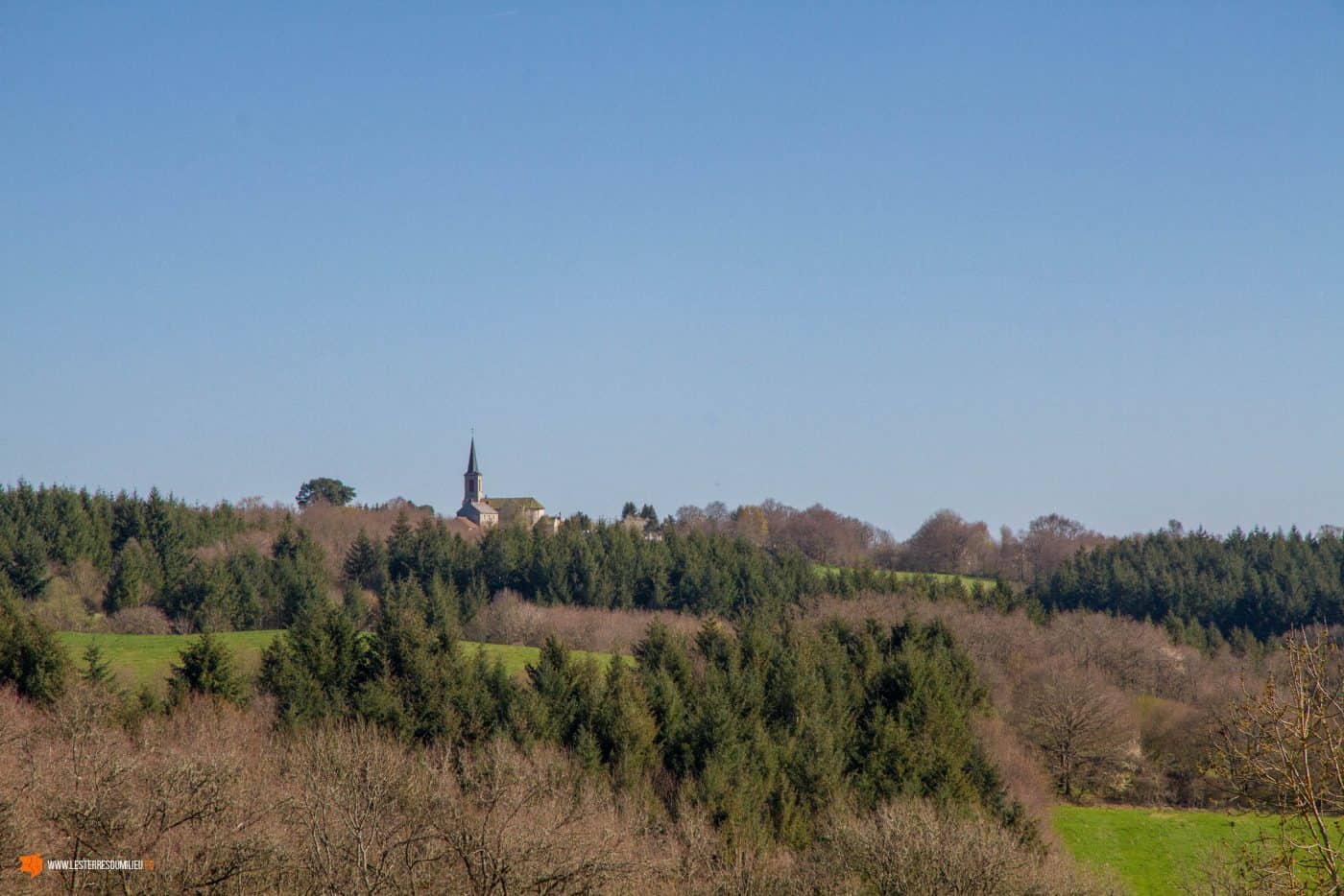 Le village de Sauret-Bessere dans les Combrailles